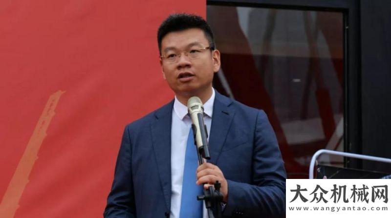 程安全督察bauma CHINA 2020│臨工重機-信享設(shè)備清障車交機儀式成功舉辦西筑公