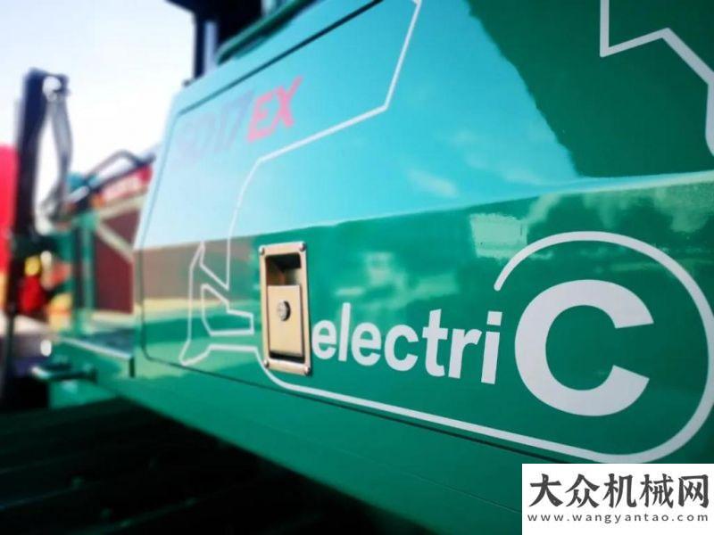 夢想同奮斗開啟智能新時(shí)代 | 山推純電推土機(jī)、無人駕駛推土機(jī)盛裝下線山東臨