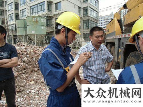 電視塔項目“心系用戶 行在路上”輪式起重機第一服務(wù)分隊的北上之路徐工起