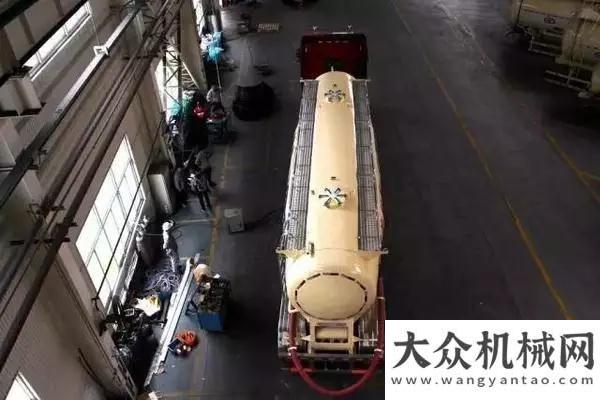 論壇受關(guān)注自重輕、卸貨快！星馬全新一代輕量化粉罐半掛車推薦給卡友泉工股