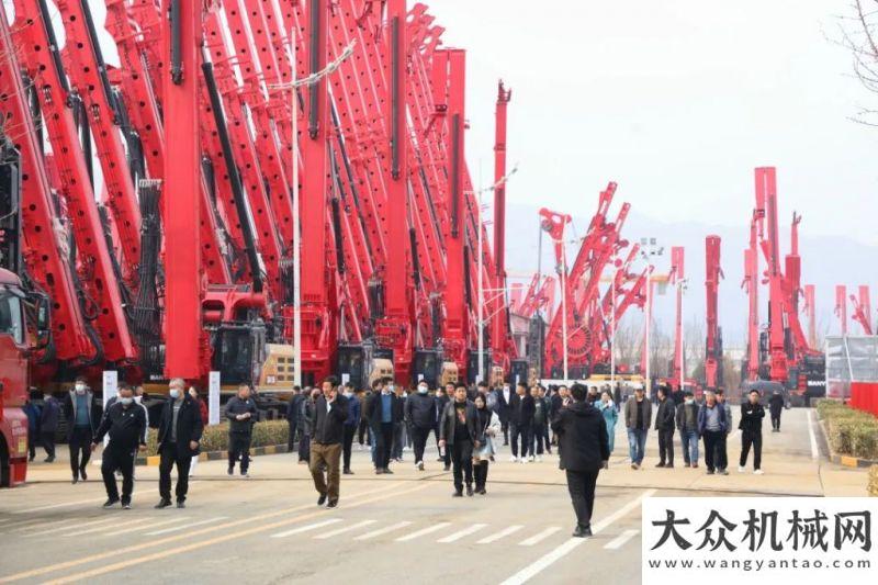 海通道“紅”動京城，“樁”點全國！2021三一智造全國聯(lián)動春季訂貨會收官！高光時