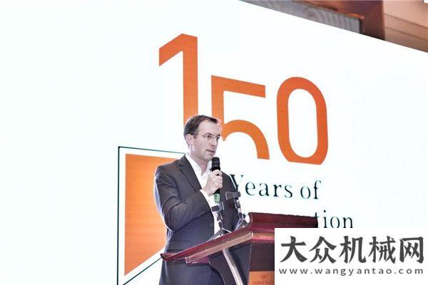 寒施工環(huán)境安邁150慶：我們一直很努力鐵建重