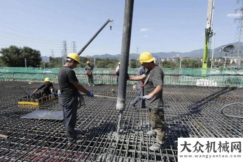 制造產(chǎn)業(yè)園四臺(tái)雷薩國(guó)六泵車齊助力北京石景山區(qū)，泵車?yán)纤緳C(jī)直呼給力！熱烈祝