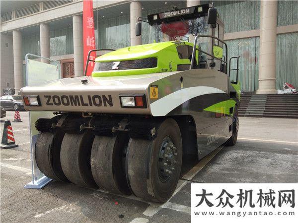 中聯(lián)服務打喜迎開門紅！中聯(lián)路機4.0產(chǎn)品推介暨2019年訂貨會中原大地機友達