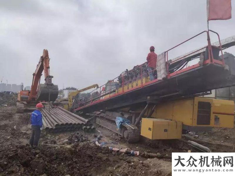 入手了舒心“探深”28米，徐工XZ3600成功穿越辽河坚甲利