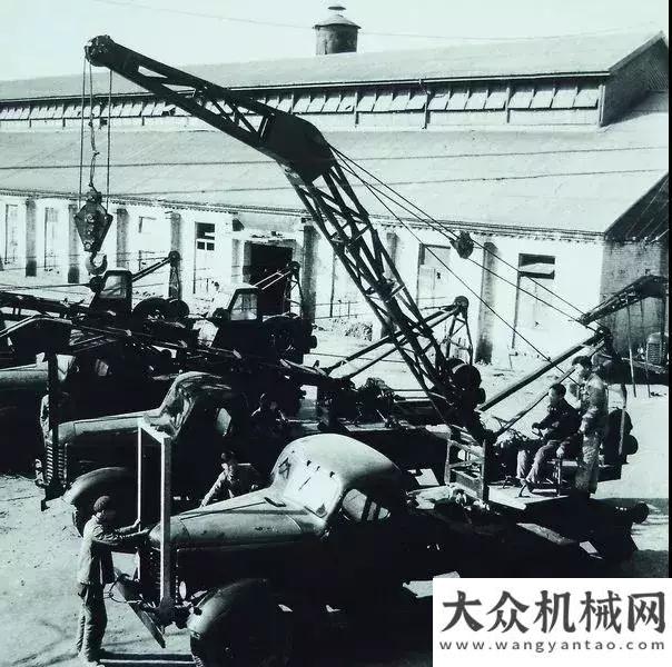 號掘進(jìn)始發(fā)新第一臺5噸汽車起重機(jī)在這里誕生鐵建重