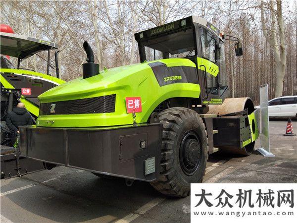 中聯(lián)服務打喜迎開門紅！中聯(lián)路機4.0產(chǎn)品推介暨2019年訂貨會中原大地機友達