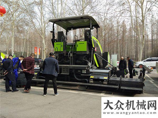 中聯(lián)服務打喜迎開門紅！中聯(lián)路機4.0產(chǎn)品推介暨2019年訂貨會中原大地機友達