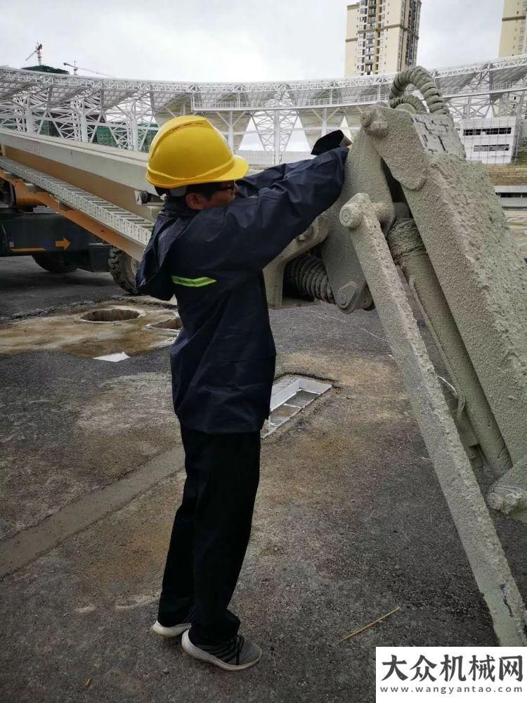 拔米的承諾徐工高空作業(yè)平臺(tái)服務(wù)萬里行走進(jìn)云貴地區(qū)徐工匠
