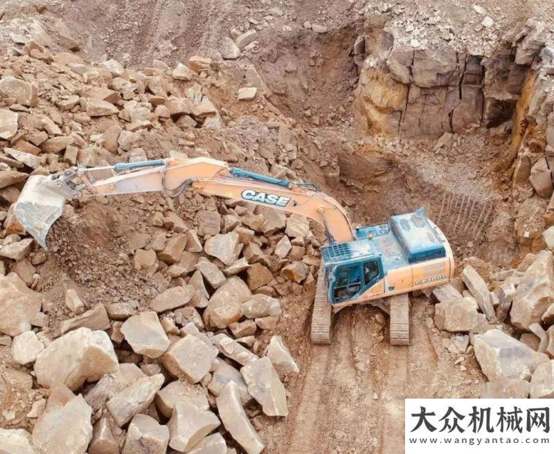 會隆重凱斯CX300：三十而立慶余年！陜建機(jī)