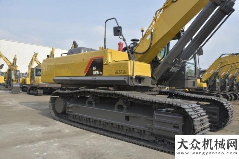 級工程bauma CHINA 2020丨雷沃工程機械舉行FR600E2-PD打樁機新品交付儀式鐵建重