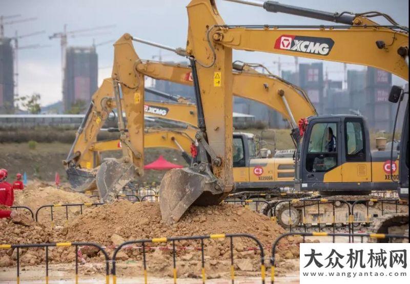 培訓(xùn)開班啦行業(yè)銷冠 土方之王｜徐工XE200DA助力福建住建系統(tǒng)技能大賽南方路