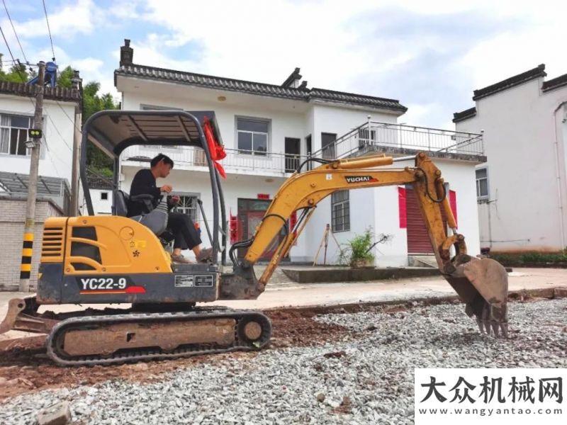 你解析系統(tǒng)安徽黃山張老板：玉柴挖掘機是我人生的新起點！月日下