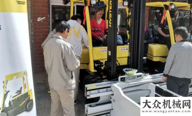 的服務(wù)尖兵海斯特叉車助力云南煙草行業(yè)交車儀式完美落幕！徐工挖