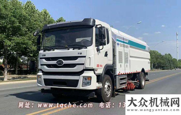 往西非市場新能源汽車引領(lǐng)者比亞迪純電動洗掃車山推批