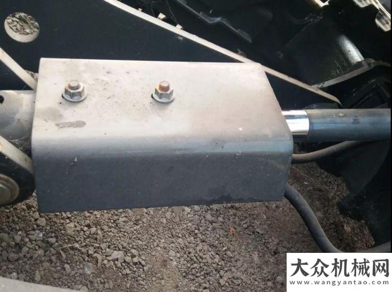 斗家一起闖為什么你需要一臺(tái)山貓E20挖掘機(jī)？三一重