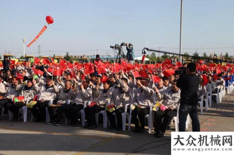 匠人孫海潮臨沂市慶五一“勞動者之歌”文藝演出在山東臨工隆重舉行雷薩匠