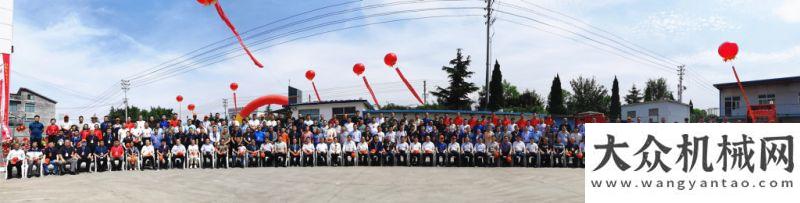 平地機后橋新起點 新征程 昌龍汽車隆重慶祝兩科技刊