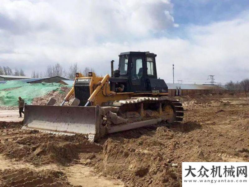 車美好未來致富好伙伴 | 山推SD16TL推土機助推鵬哥事業(yè)再發(fā)展不忘初