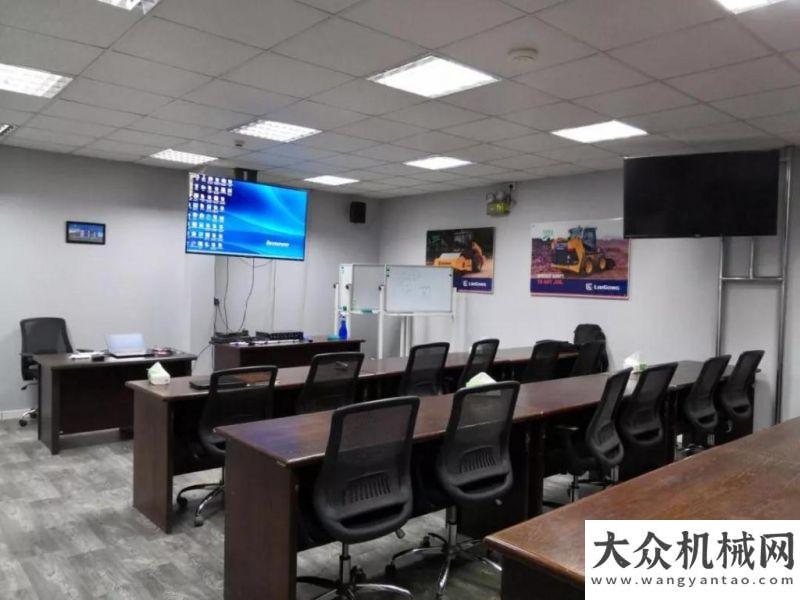 戶巡訪活動柳工簡訊集 | 柳工獲評“全國機(jī)械工業(yè)先進(jìn)集體”等國機(jī)重