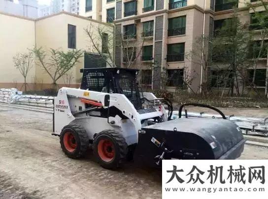 白祖國萬歲大閱兵！山貓機械“十八般”兵器演武秀！超燃三
