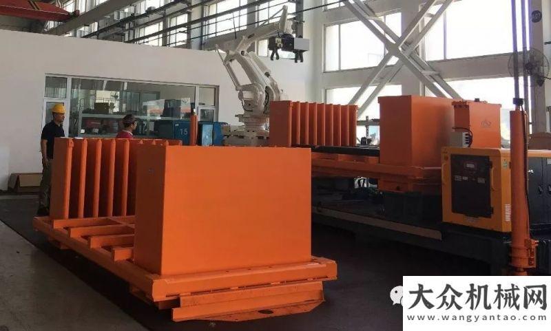 標(biāo)項(xiàng)目國機(jī)重工分揀系統(tǒng)設(shè)備及負(fù)荷拖車設(shè)備運(yùn)抵現(xiàn)場中大水