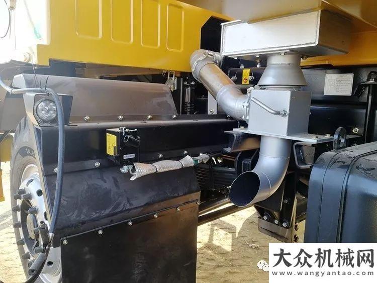 准备好了吗临工重机矿用车在“土方机械 排气烟度测量方法”系列团体标准宣贯会上进行实机测试演示柳工挖
