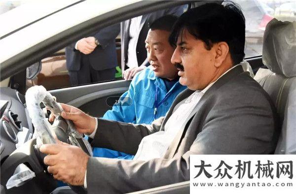 重機成團寵森源集團國際化業(yè)務捷報頻傳，“森源牌”工程車輛再次走出國門二月二
