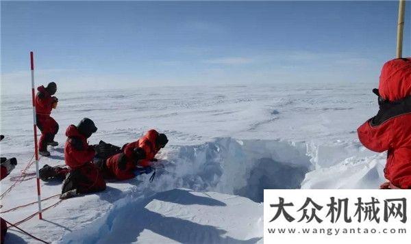 賽強(qiáng)勢來襲柳工起重機(jī)與“最美”極地人魏福海的“南極精神”徐工未