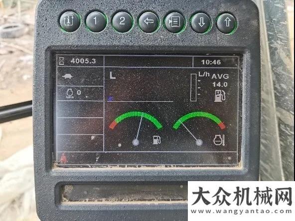 站走進(jìn)南疆約翰迪爾E240，土方作業(yè)好幫手正式啟