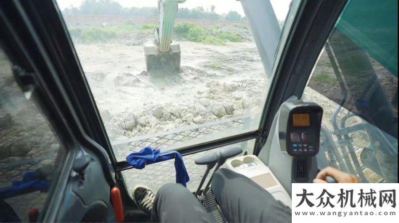 來公司驗(yàn)車父親節(jié)特輯 ? 前行路上 神鋼暖心相伴國機(jī)重