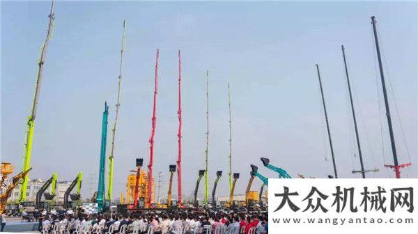 大玻璃安裝四“巨頭”聚首 “對話”長沙產(chǎn)業(yè)地標精準定