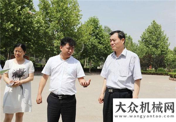 午盡情放粽山東裝備制造業(yè)協(xié)會秘書長陶俊義至恒特重工參觀考察大明濃