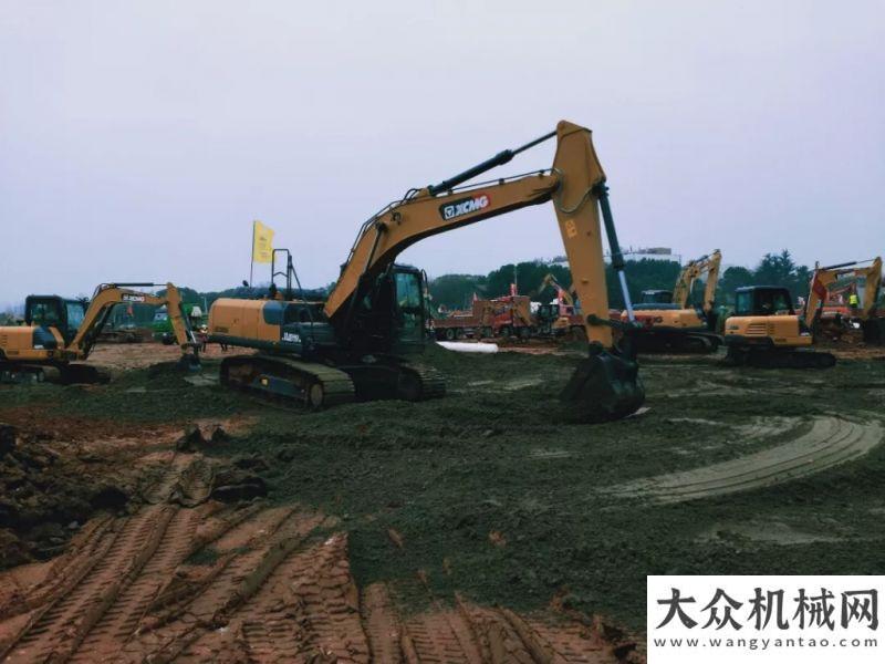 臺(tái)豪橫施工bauma CHINA 2020 | 鋼鐵雄兵！徐工機(jī)械軍團(tuán)傾情演繹大國(guó)重器擔(dān)當(dāng)滿(mǎn)城盡