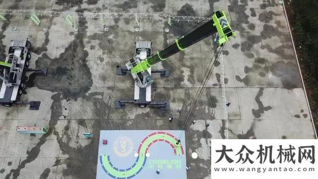 立中原大地全國吊裝精英長沙“打擂臺” 中聯(lián)重科起重機助力冠軍登頂鐵拓機