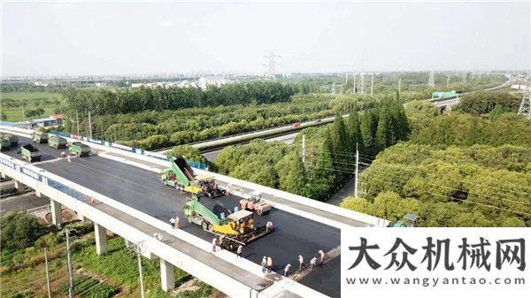 星馬的信任陜建機(jī)股份T8620B助力上海青浦復(fù)興路新建工程?炎炎夏