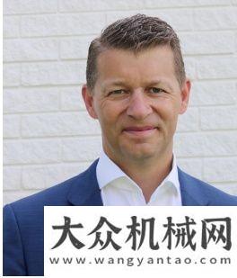 好評與青睞Melker Jernberg個人簡介  沃爾沃建筑設備總裁及執(zhí)行董事會成員方圓塔