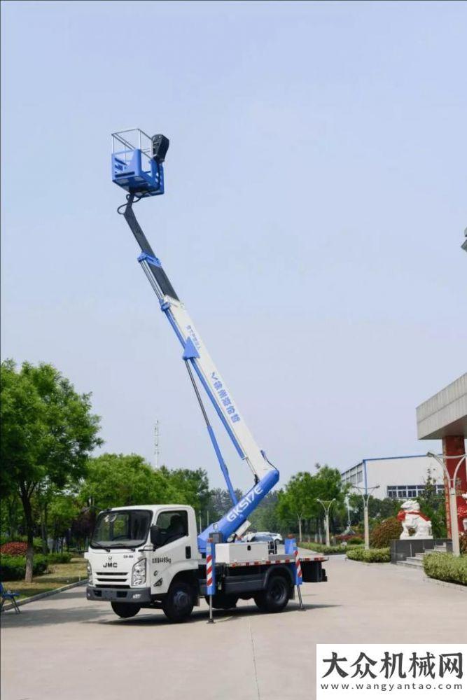 得歐洲認(rèn)證一組圖片告訴你什么是真正的藍(lán)牌高空作業(yè)車山推小