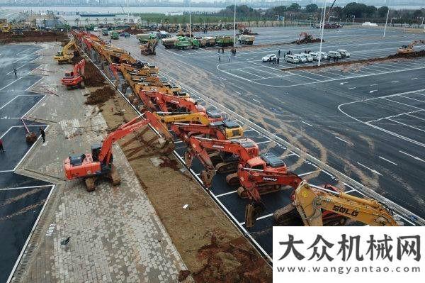 輸保駕護(hù)航書寫鐵軍速度 ！中建八奮戰(zhàn)雷神山醫(yī)院華菱星