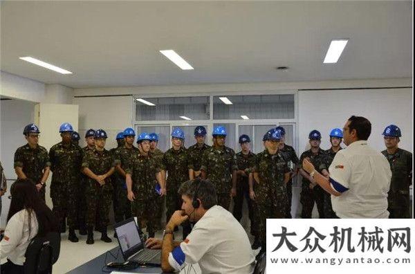 機成功下線最炫迷彩風(fēng)！56名軍校官兵參觀徐工巴西公司獻禮五