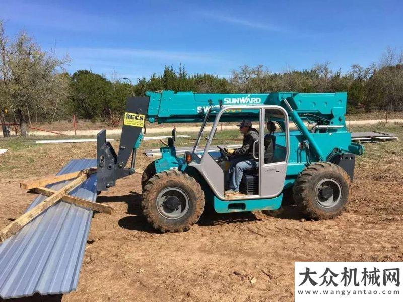 業(yè)踏浪前行山河智能新品叉裝車批量下線發(fā)往美國丨三一