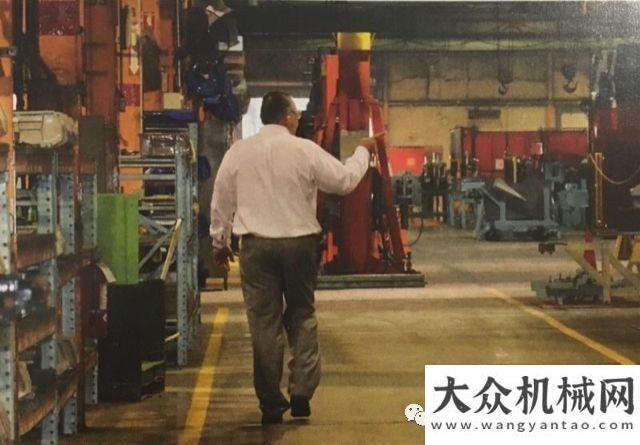 量出口中亞馬尼托瓦克起重機(jī)公司總裁兼CEO：提升到新高度（二）厲害徐