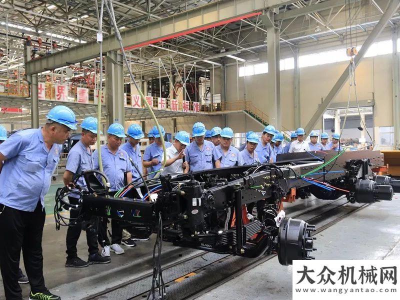 要向您表白“華菱車安全、油，今天我又帶著客戶來了”德基機(jī)