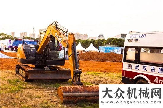 建樁公路樁凱斯：為每個前行的你喝彩徐工旋