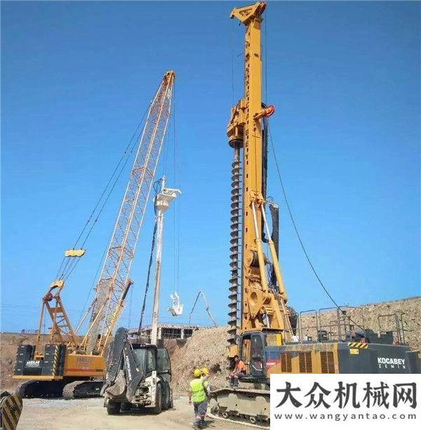 的超值雙雄徐工旋挖鉆機功能強，助力土耳其房建樁、公路樁約翰迪