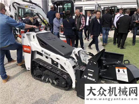 一群好木匠山貓盛宴丨bauma 2019上的白色精靈出彩大