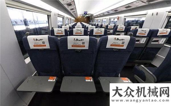 準走向世界品牌 速度 歡迎您乘坐“浙江鼎力號”高鐵列車柳工參