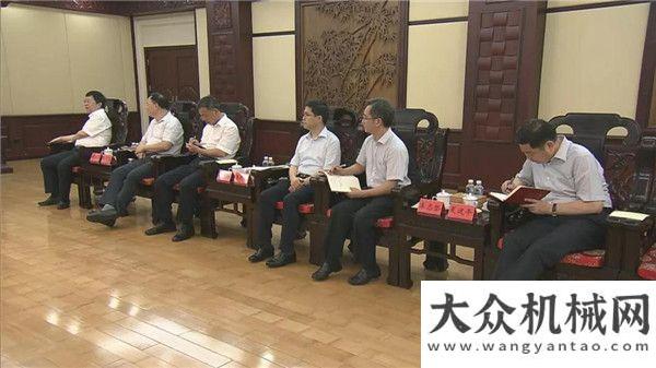 你清涼一夏湖南委與王民座談，共同推動(dòng)制造業(yè)高質(zhì)量發(fā)展炎炎夏