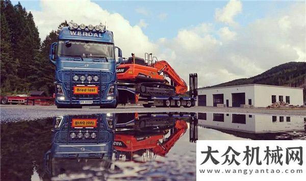 級(jí)車(chē)型獎(jiǎng)項(xiàng)閃耀美利堅(jiān)！斗山蟬聯(lián)EquipmentWatch大獎(jiǎng)！高效物