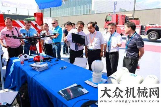 公大楼落成备受行业关注 徐工首台大跨距石化专用举喷消防车CHINA FIRE 2017阿特拉
